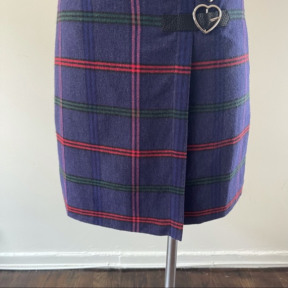Lazy Oaf Purple Plaid Mini Skirt w/ Heart Buckles UK: 6 USA:2 - Picture 7 of 15